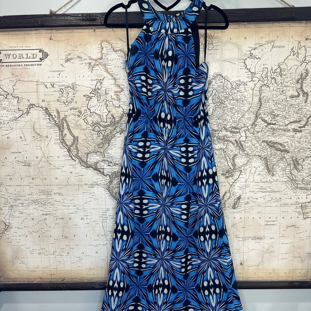 Outback Red Blue Print Maxi - S - Picture 3 of 11